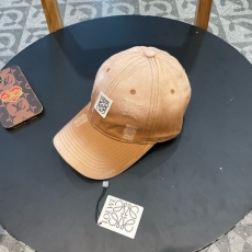 Loewe Caps